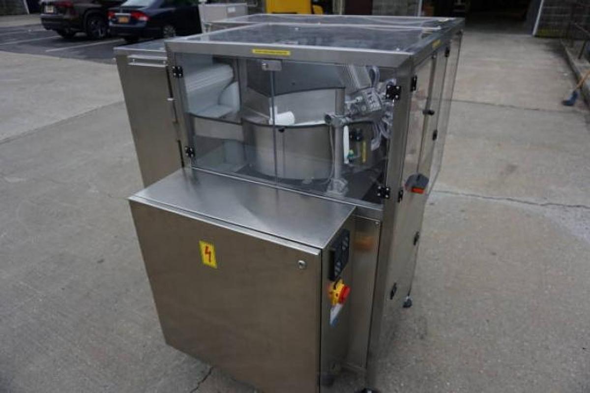 Used Pharma Packaging Systems PPS-M600 Plastic Bottle Unscrambler, SS