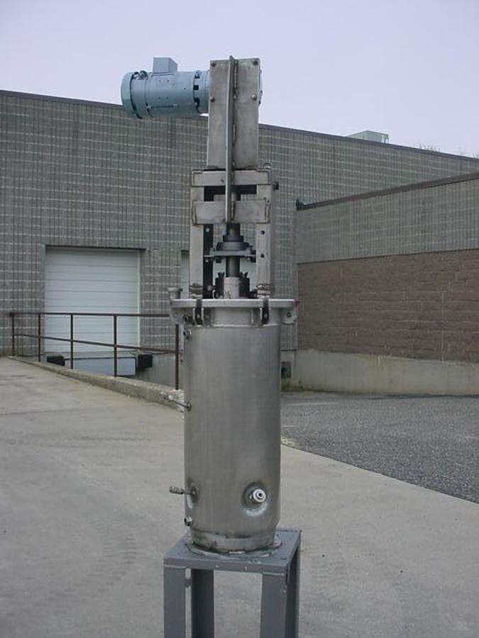 Used 15 Gallon Chemap Stainless Steel Reactor/Fermenter, Agitated