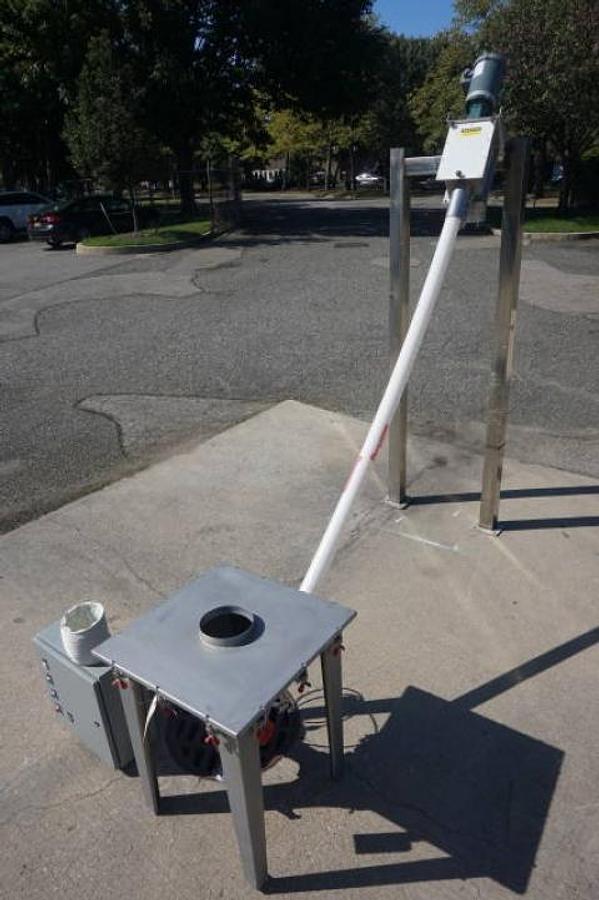 Used Flexicon 2-1/2 In. Diameter Flexible Screw Conveyor With Vibrator