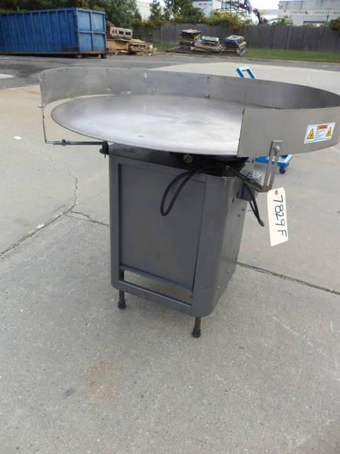 Used 42 In. Rotary Unscrambling/Accumulating Table,  Single Phase