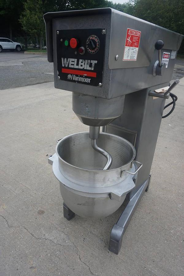 Used 60 Quart Welbilt Bowl Mixer, 3 HP