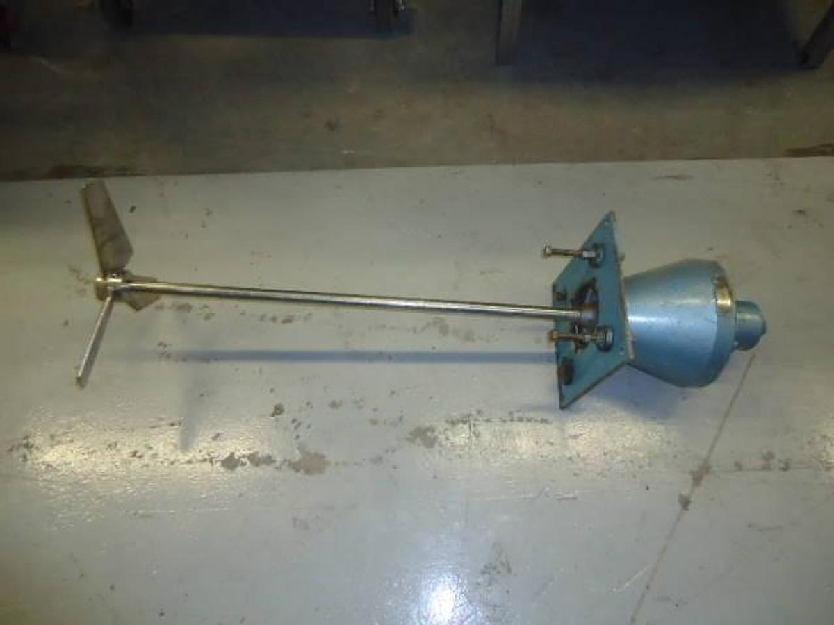 Used Chemineer Air Operated Fixed Mounted Agitator, 16 in. Diameter Blade