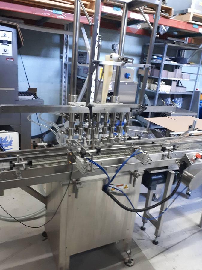 Used Filling Equipment Company 8 Head Automatic Filling Machine