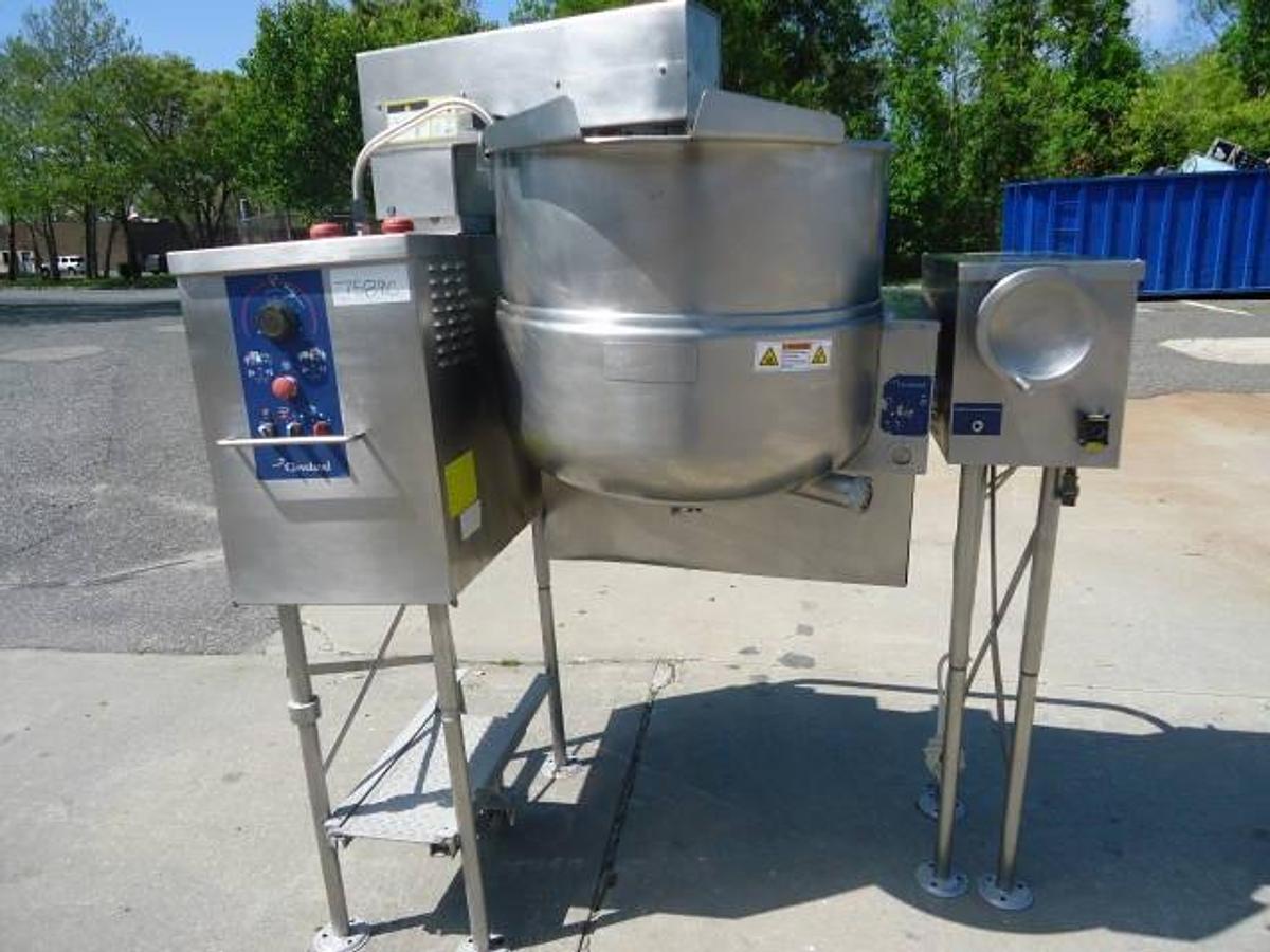 Used 60 Gallon Cleveland Range Gas Fired Twin Action Kettle, 316 Stainless Steel-