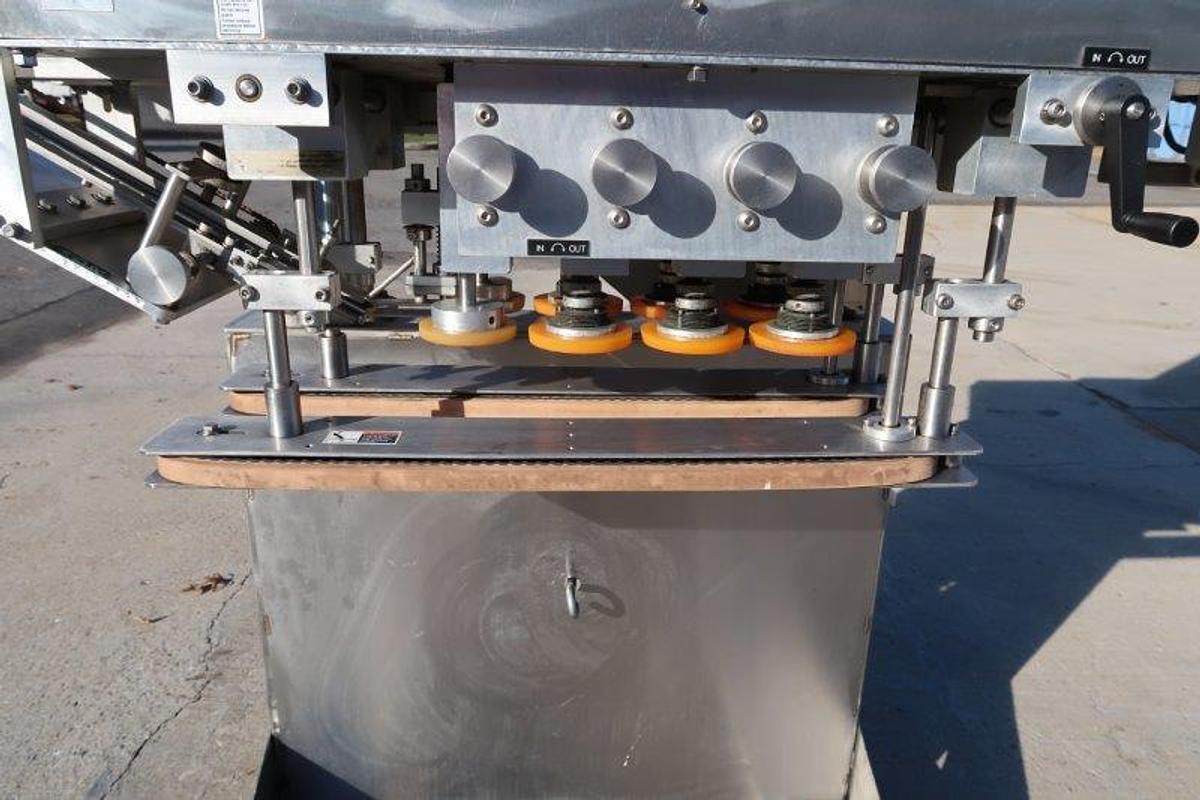 Used Surekap 8 Spindle Automatic Screw Capping Machine