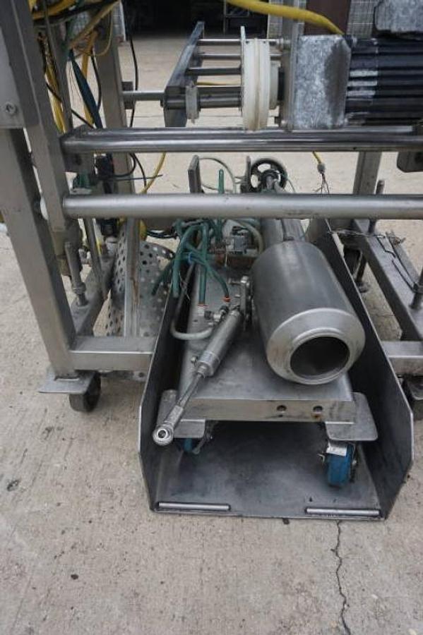 Used Tucs TVF-10-25C Form/Fill/Seal Machine, Incomplete