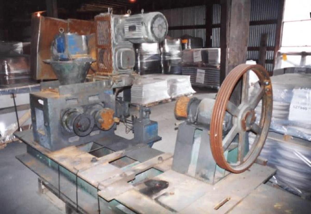 Used Bepex 50 MS Briquetting Machine