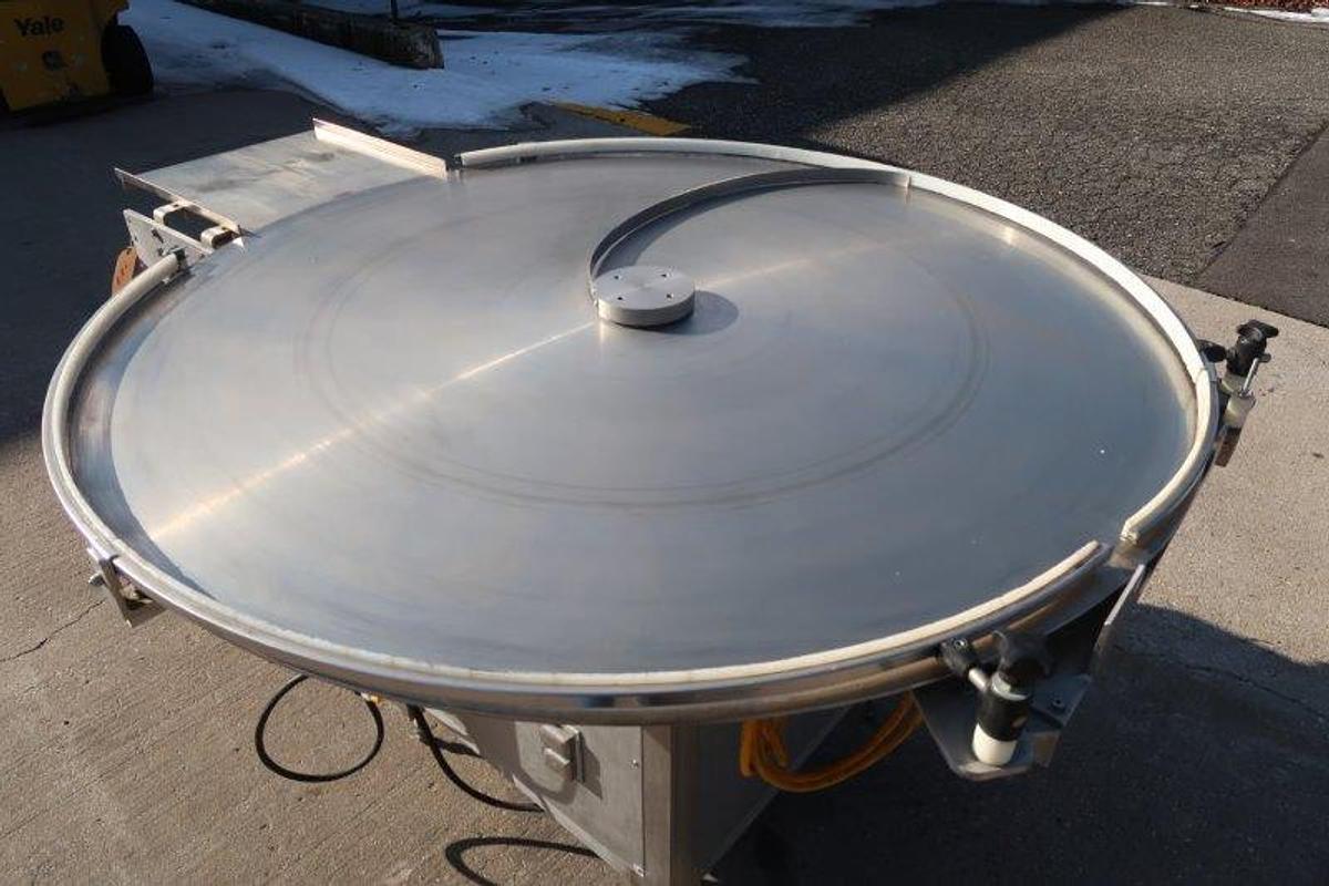 Used 60 In. Diameter Rotary Unscrambling/Accumulating Table