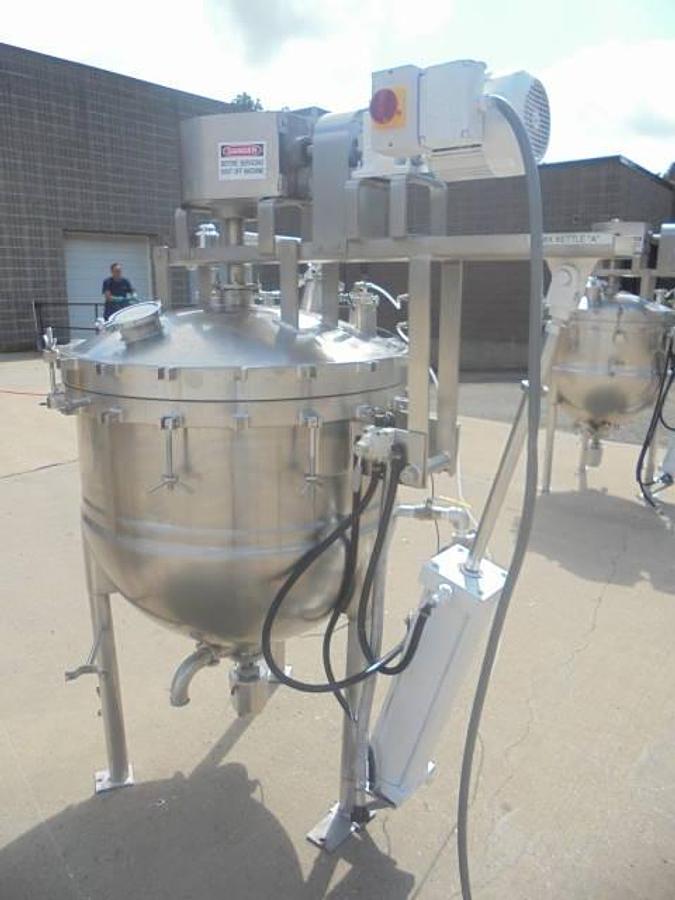 Used 100 Gallon Lee Dual Agitated Vacuum Kettle/Reactor, Tilt Out Agitation
