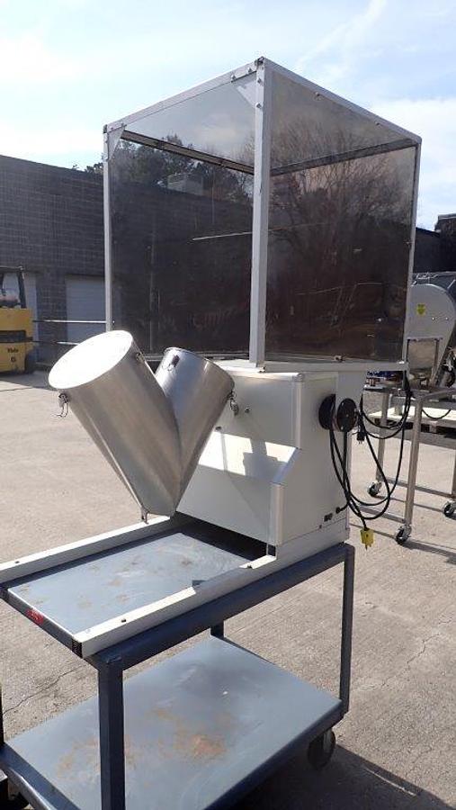 Used Patterson Kelley Blend Master SS Twin Shell Cross-Flow Blender