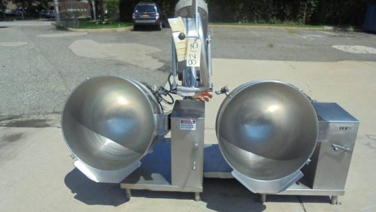 Used 60 Gallon Groen Electric Twin Action Tilt Kettles (2)