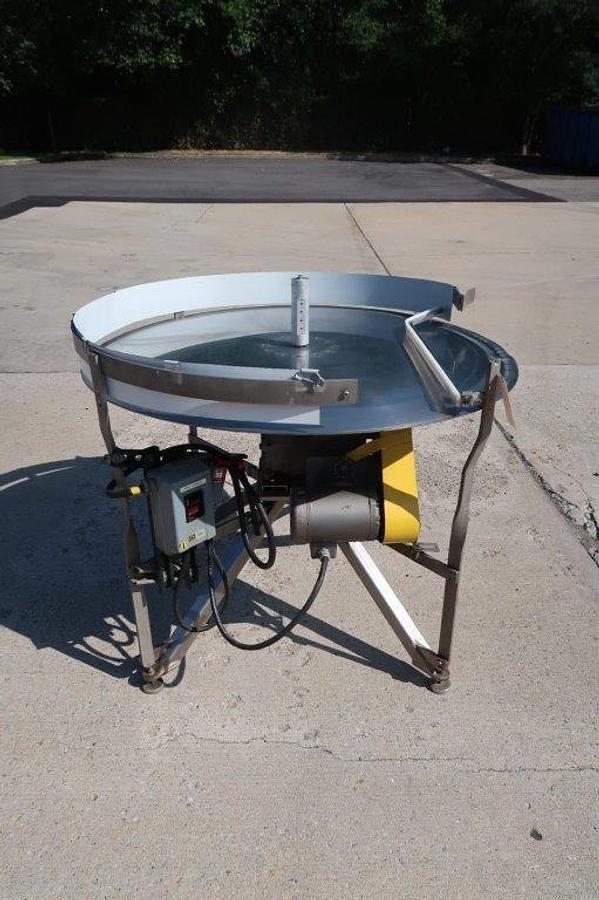 Used 48 In. Diameter Rotary Unscrambling/Accumulating Table 3/60/208-230/460 Volt