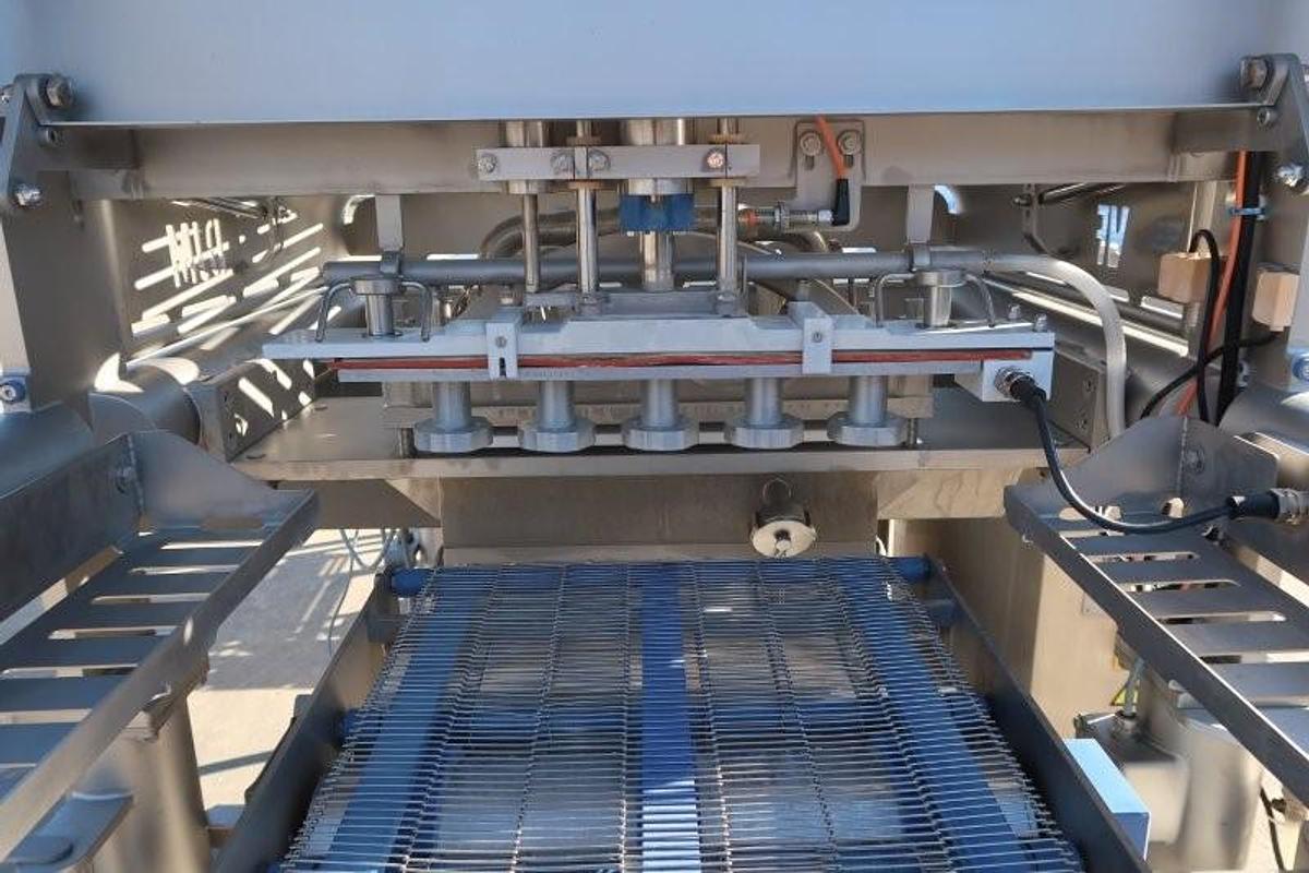 Used DJM VacForm VF 04 Forming Machine, Mfd.2022