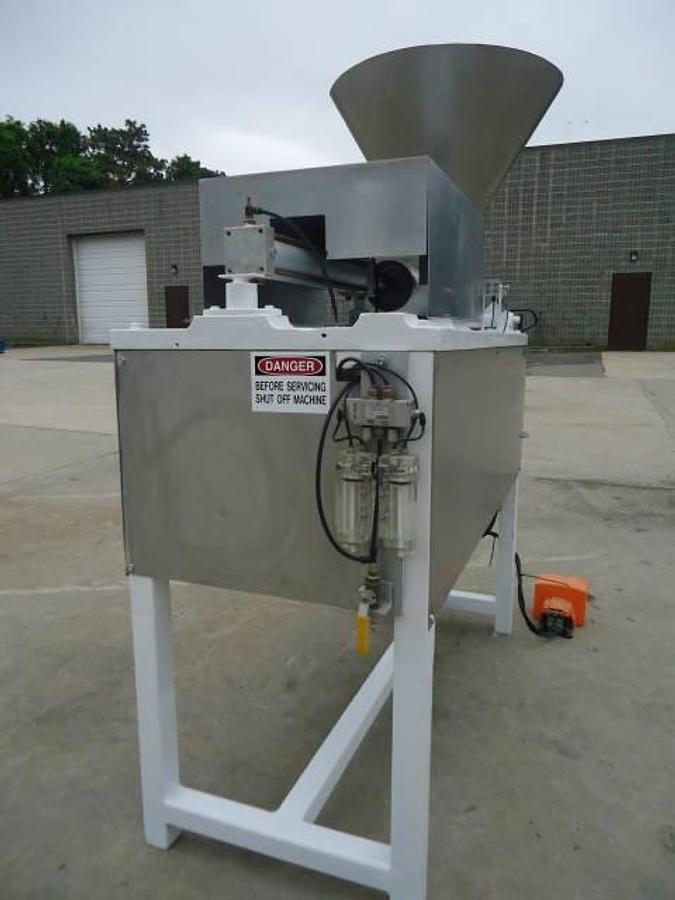 Used Simplex Single Piston Filler, 170 Ounce Piston