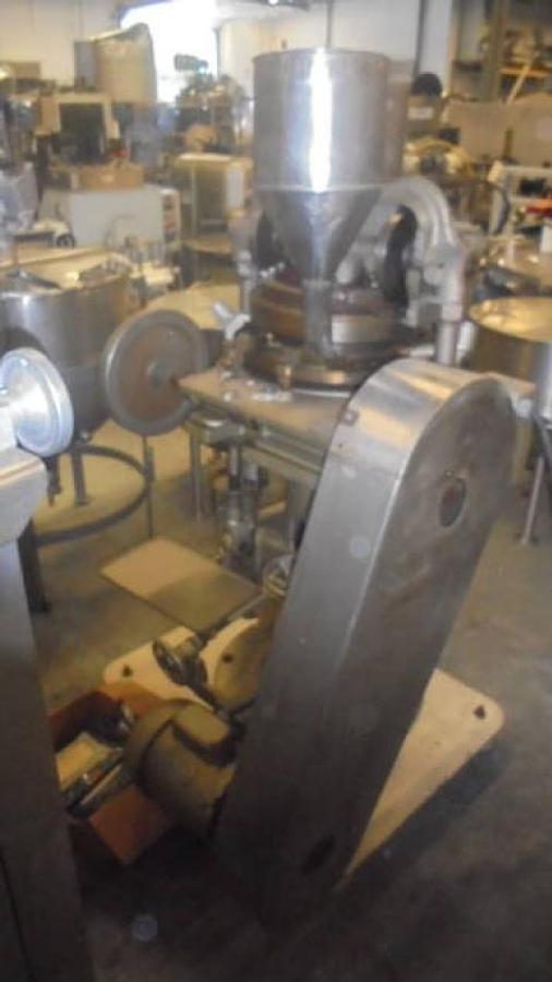 Used Stokes Bb2 33 Station Rotary Tablet Press-