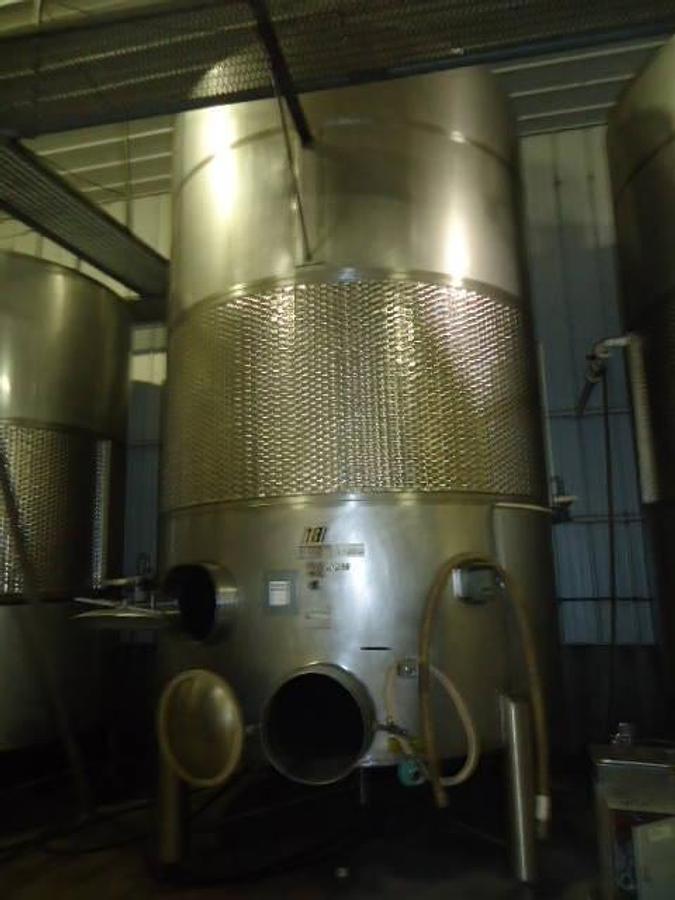 Used 5,615 Gallon Zero Manufacturing Stainless Dimple Jacketed Vertical Closed Tanks (2)
