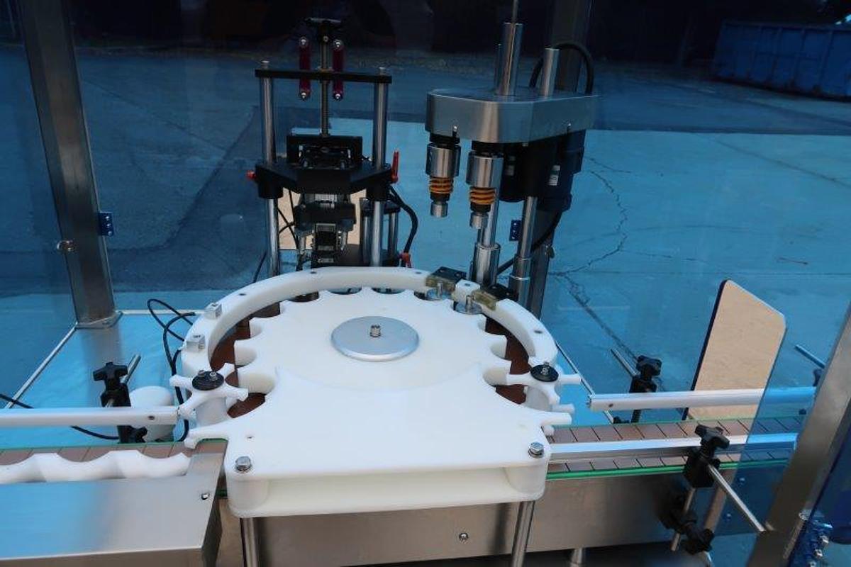Used Metica Double Head Automatic Capper