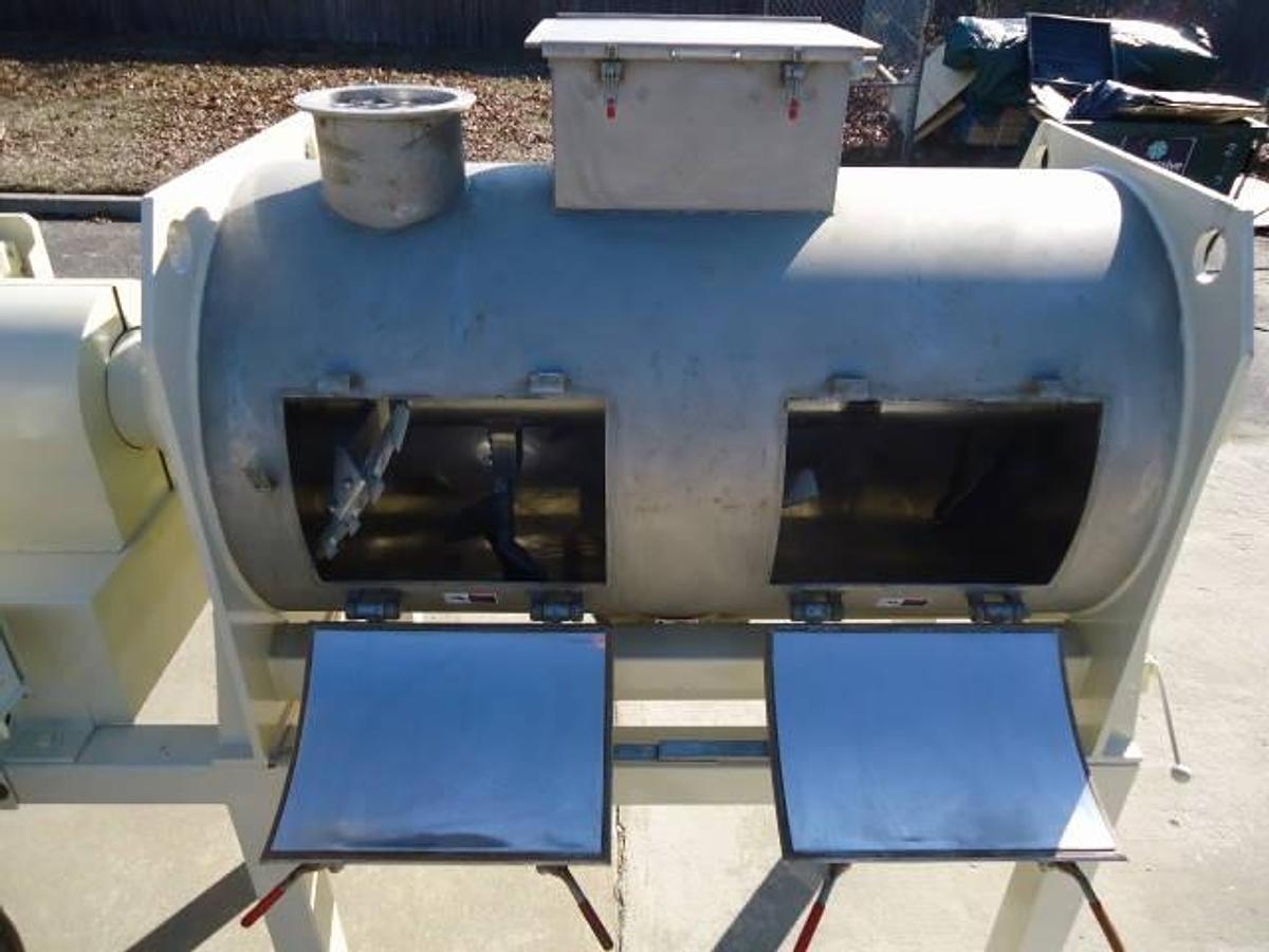 Used Morton Fkm-1200d Stainless Steel Plow Mixer With Choppers