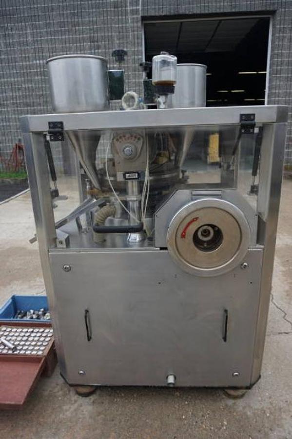 Used Adept 25 Station GMP Rotary Tablet Press, “D” Tablets, Keyed Head