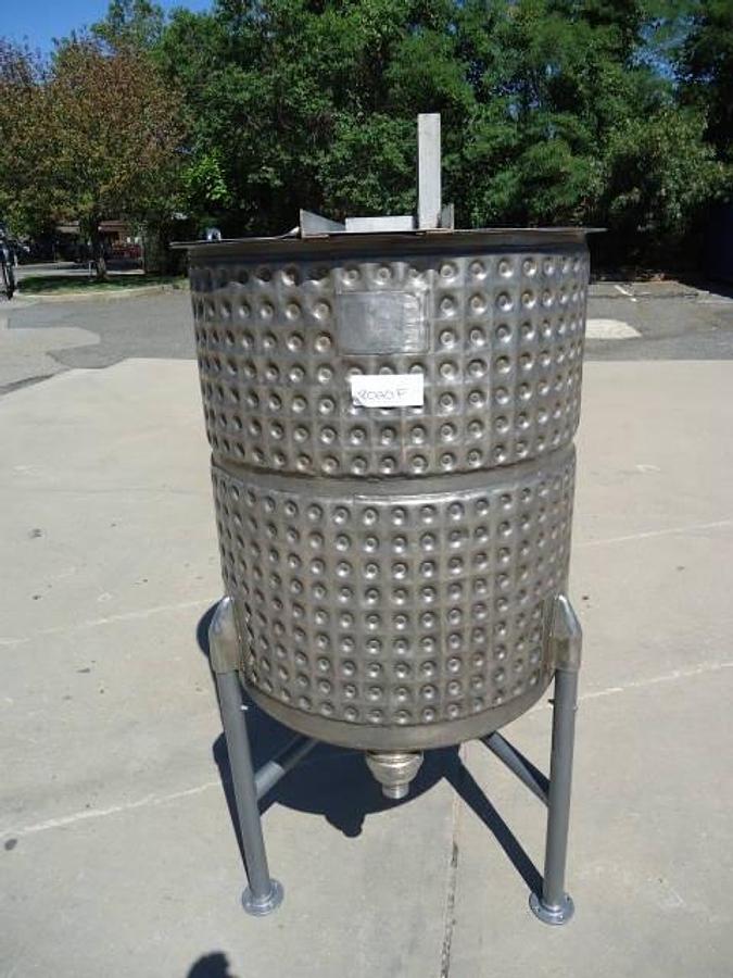 Used 225 Gallon Willflow Stainless Steel Dimple Jacket Tank, 50 PSI Jacket