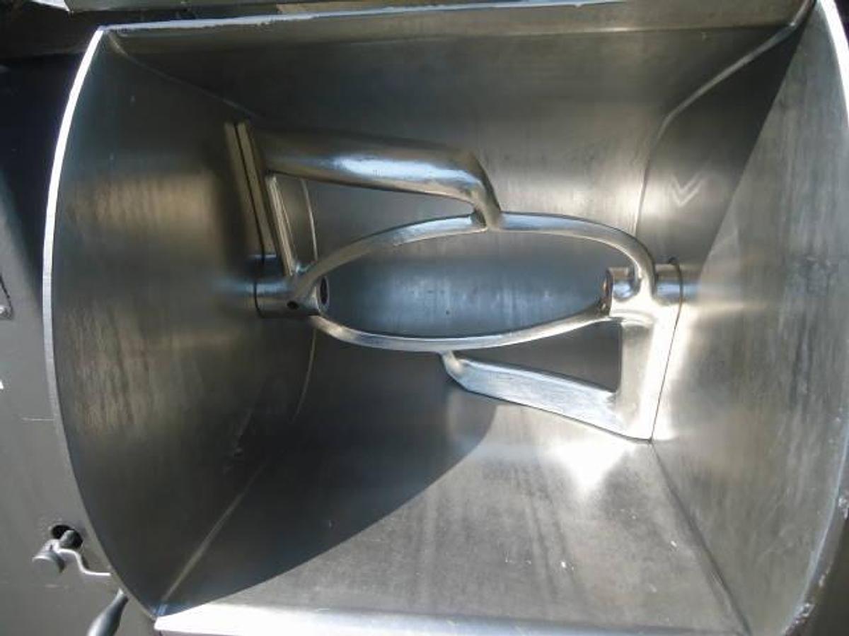 Used Triumph 1-1/2 Bbl Dough Mixer, Tilt Discharge