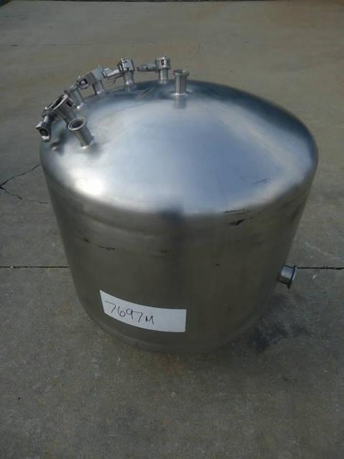 Used 10 Gallon Stainless Steel Closed Tank
