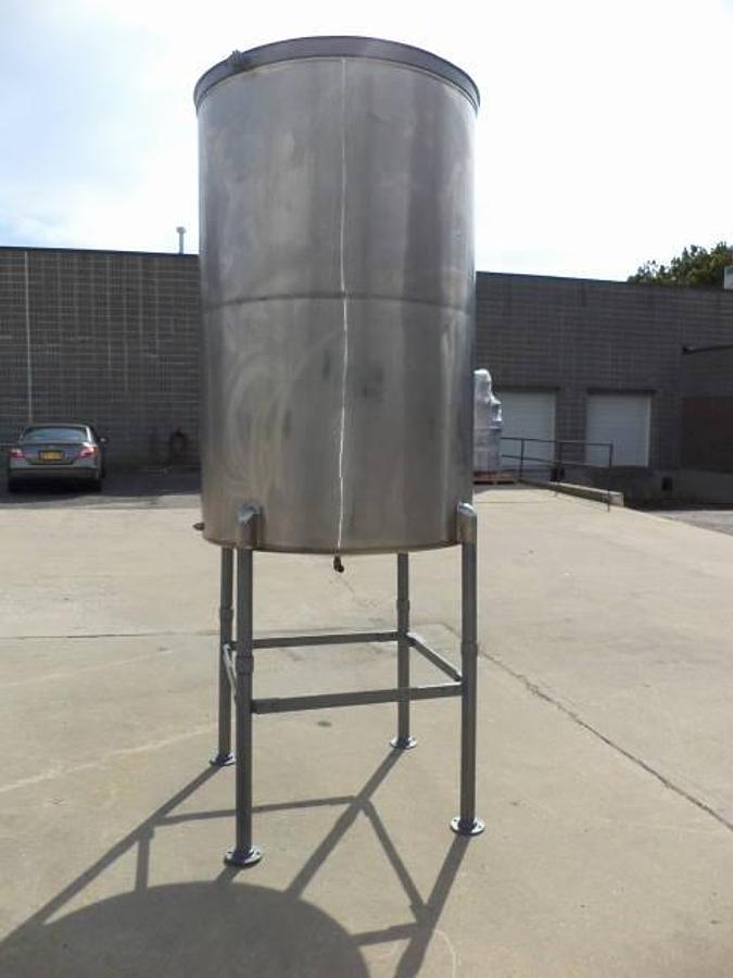 Used 500 Gallon Stainless Steel Vertical Tank, Cone Bottom
