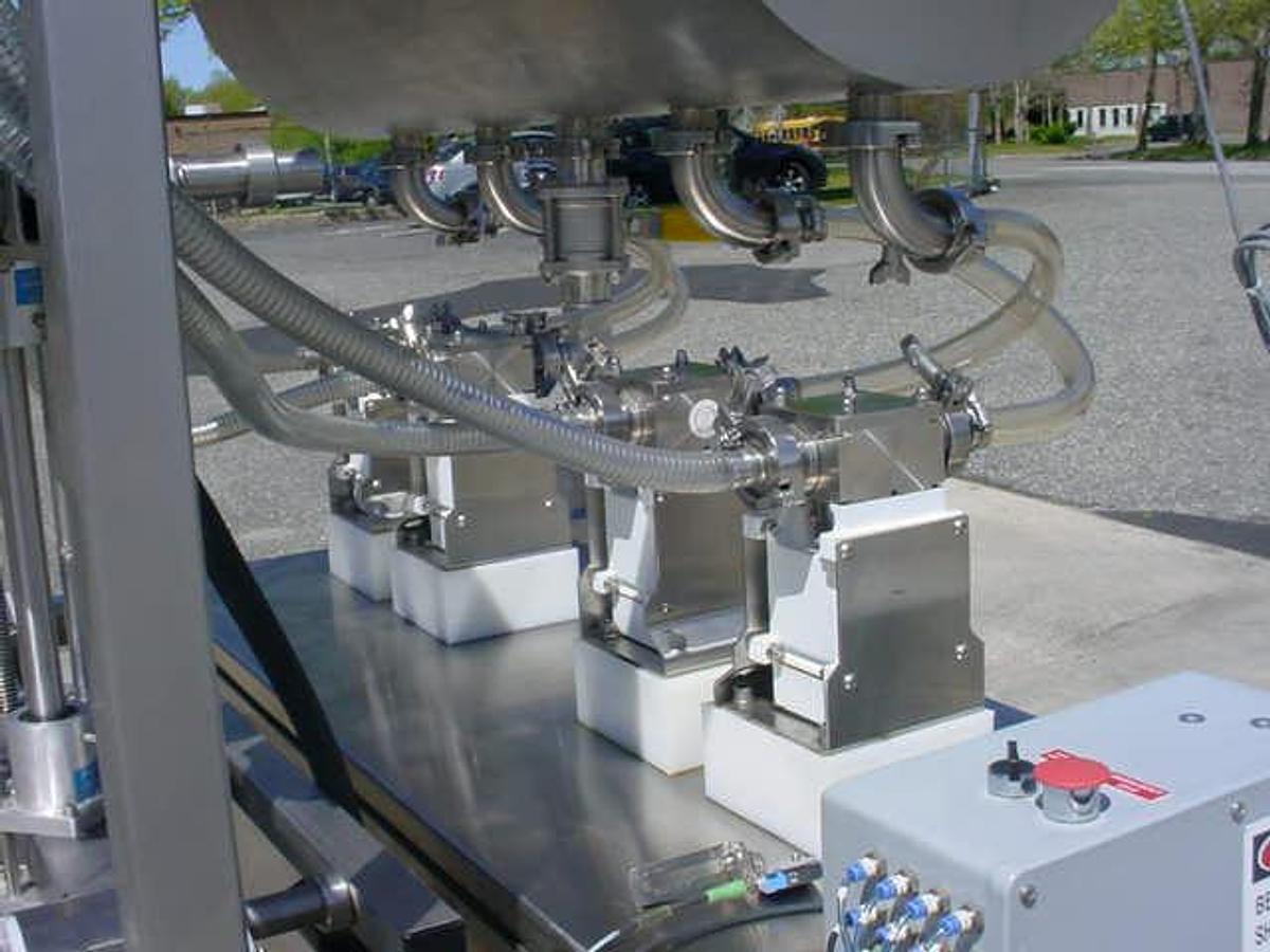 Used Inline Filling Systems 4 Head “Servo”” Positive Displacement Filler