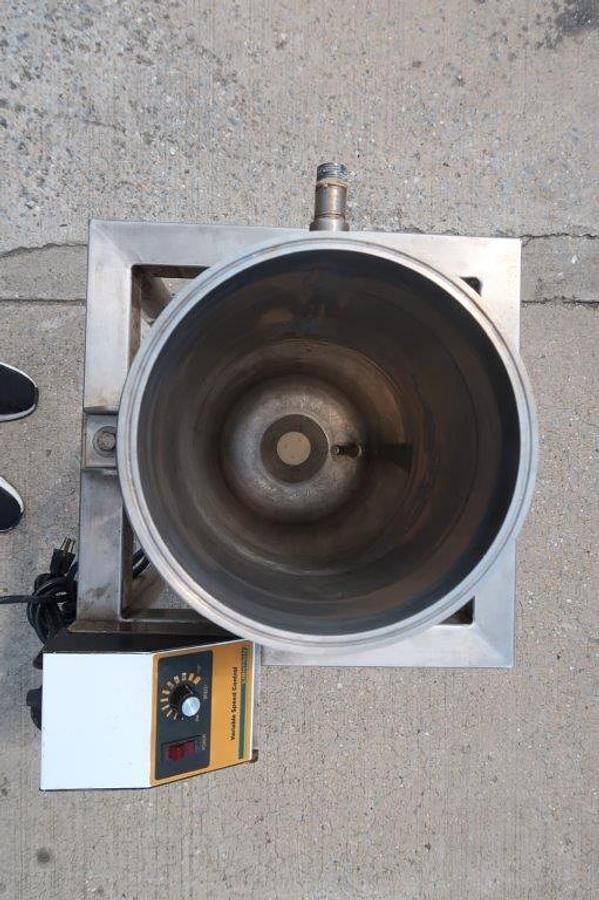 Used 5 Gallon Stainless Jacketed Mix Tank, Variable Speed