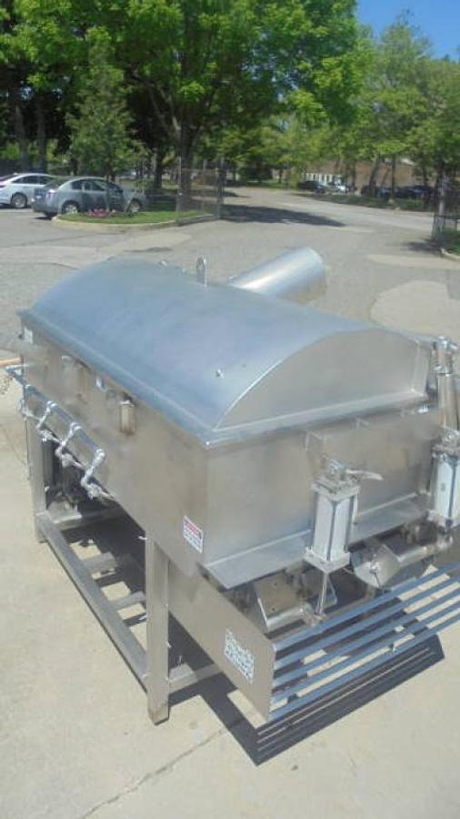 Used FPEC 2,500 Lb. Vacuum Co2 Paddle Blender, Hydraulic Lid