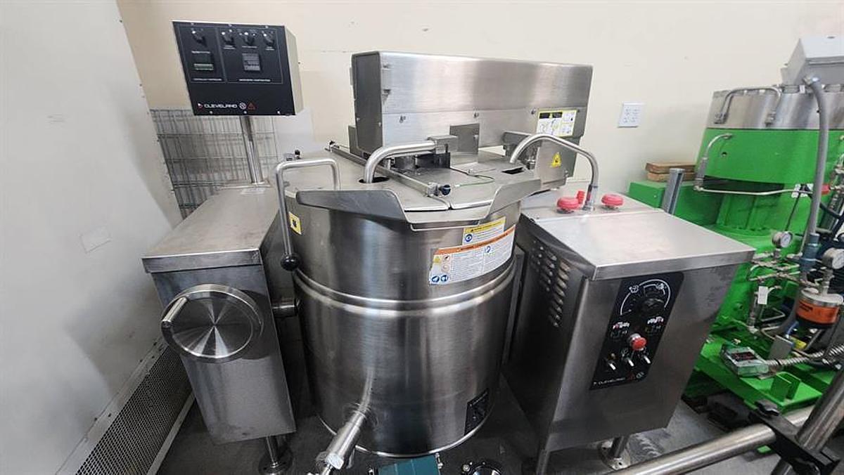 Used Cleveland 40 Gallon 316 SS Electric Tilt Kettle, Scraper Agitaor