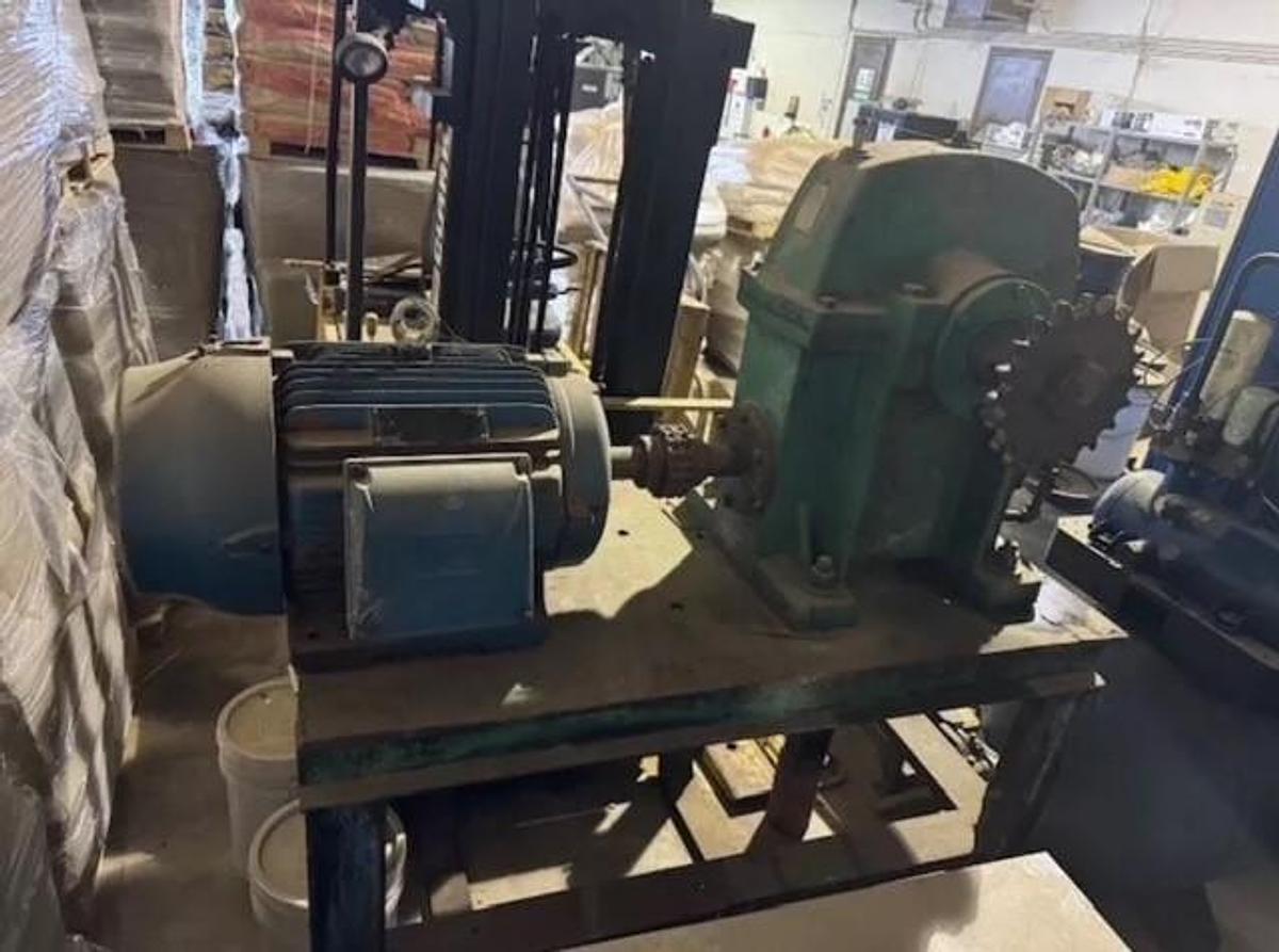 Used 215 Cu. Ft. Perry Products Stainless Jacketed Double Ribbon Blender