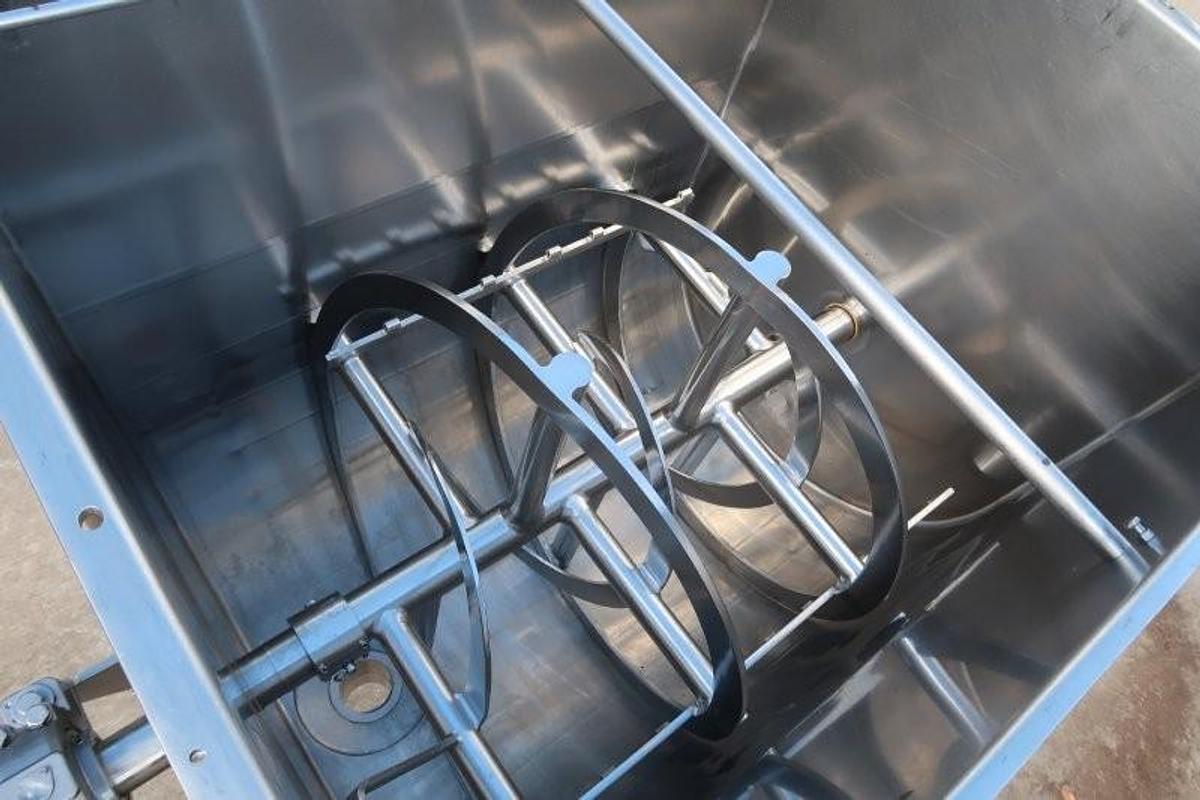 Used Lee 300UTDRS Jacketed SS Horizontal Ribbon Blender