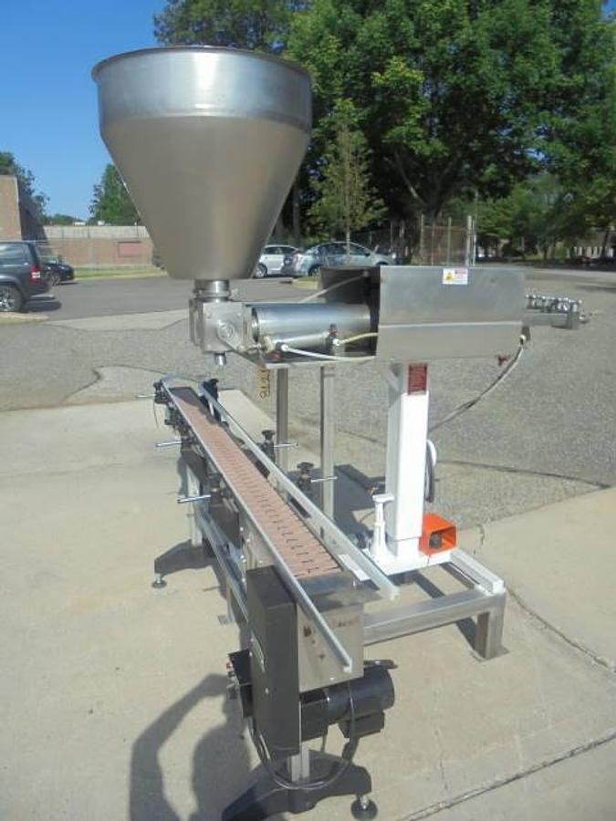 Used Simplex AIR F-200 Twin Head Piston Filler