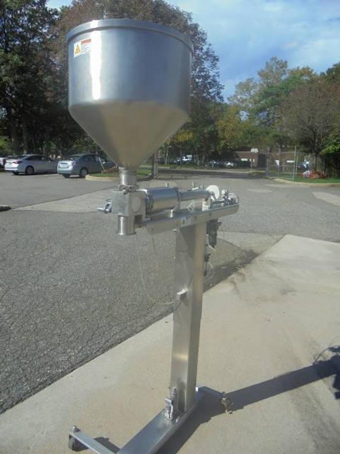 Used Holmatic Single Piston Filler/Depositor, Air Operated