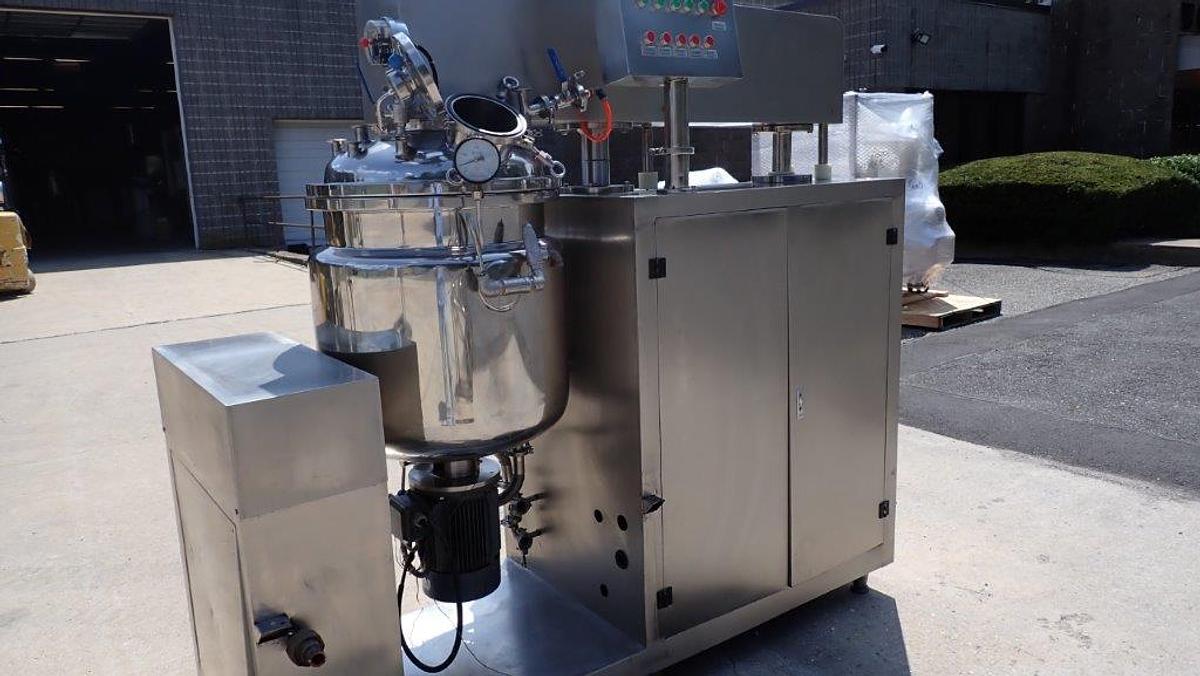 Used 100 Liter Triple Motion Jacketed Kettle/Reactor