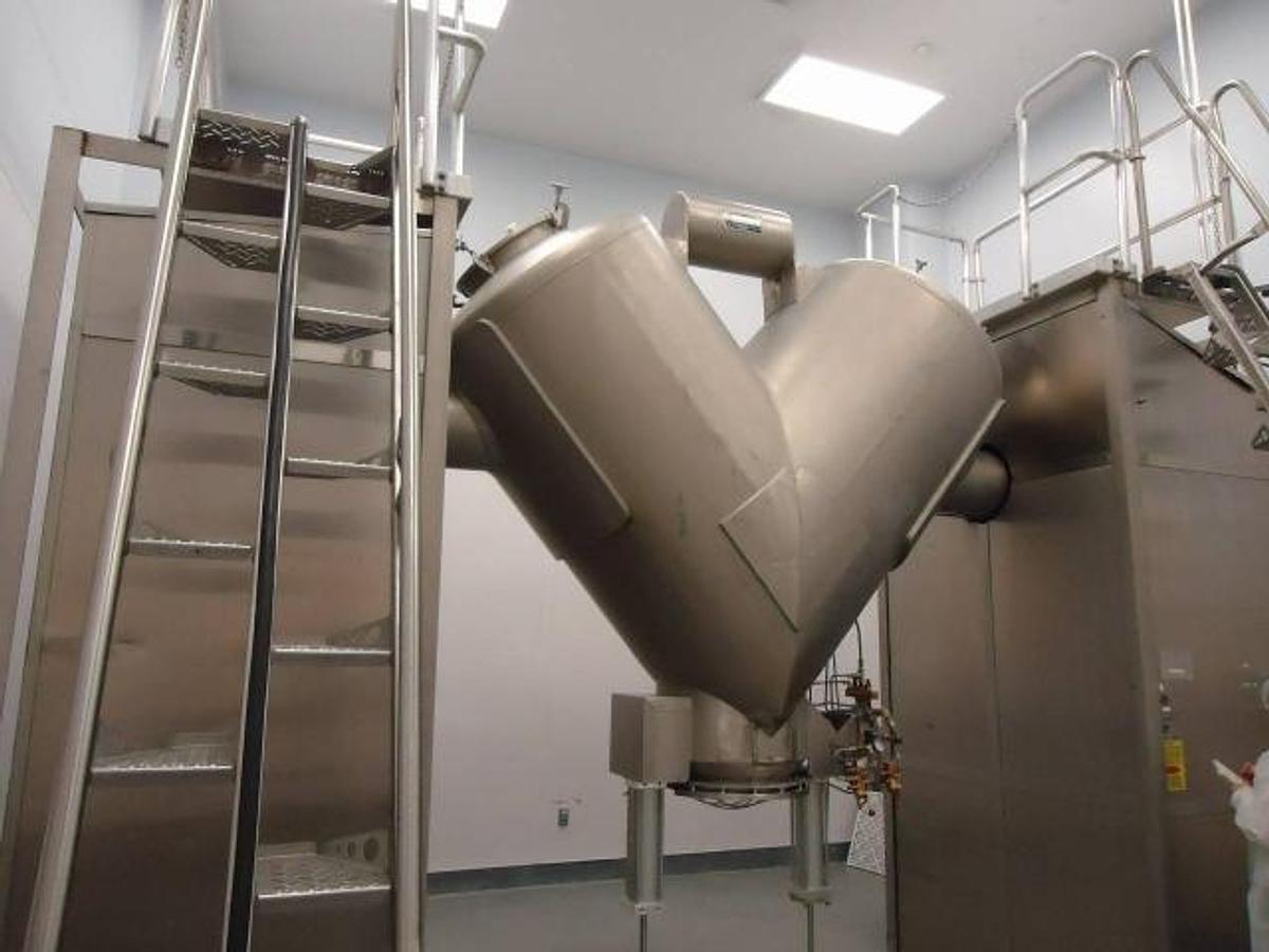Used 60 Cu.Ft. Gemco Stainless Twin Shell “V”” Blender, With Bar, Pharmaceutical