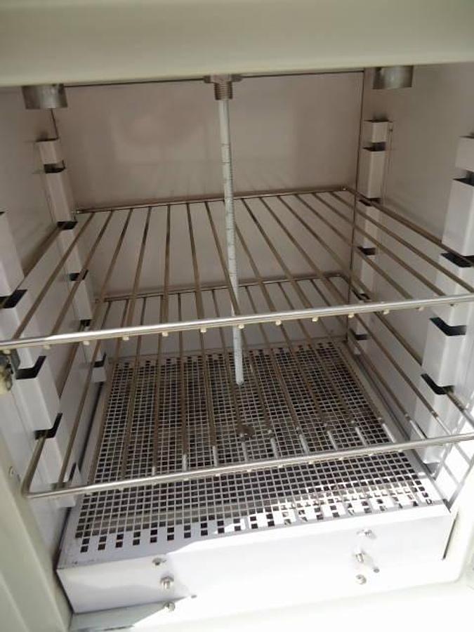 Used Blue M “Stabil-Therm” Bacteriological Incubator, Tabletop