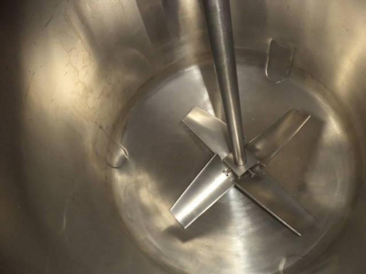 Used 30 Gallon Norfab Stainles Steel Mix Tank With Agitator