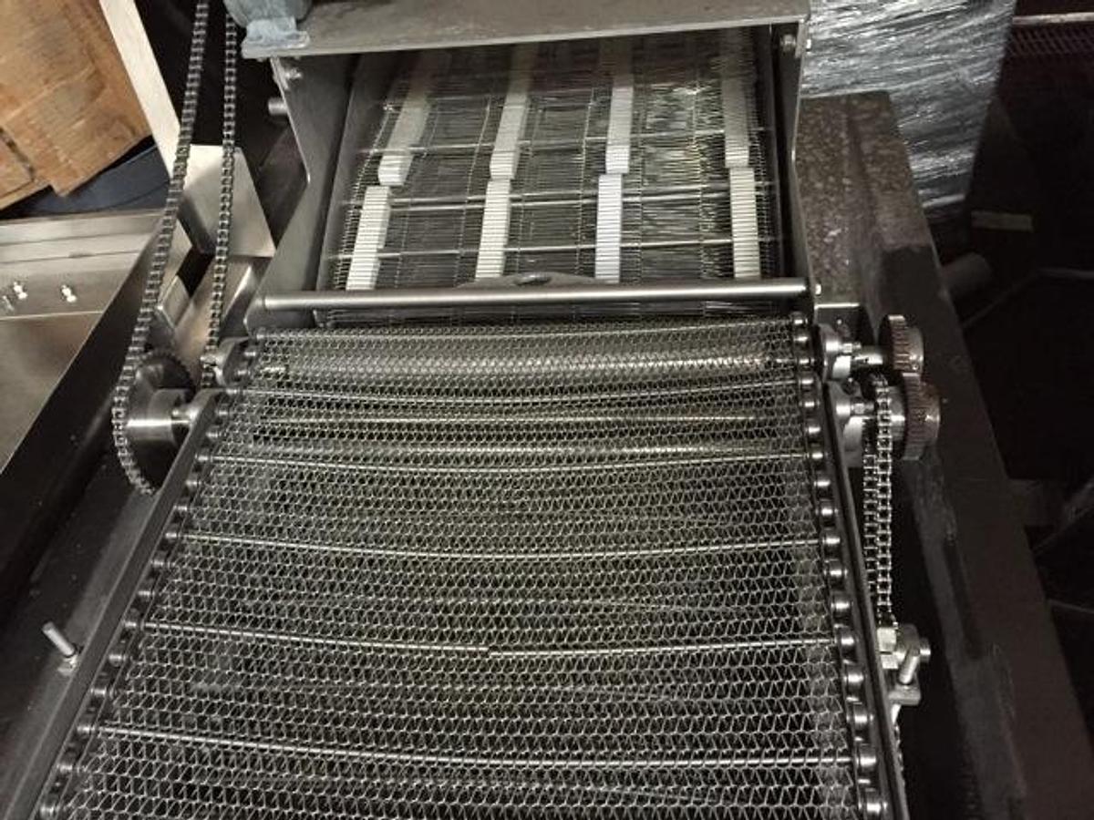 Used Heat and Control "Mastermatic" GS-700 continuous fryer