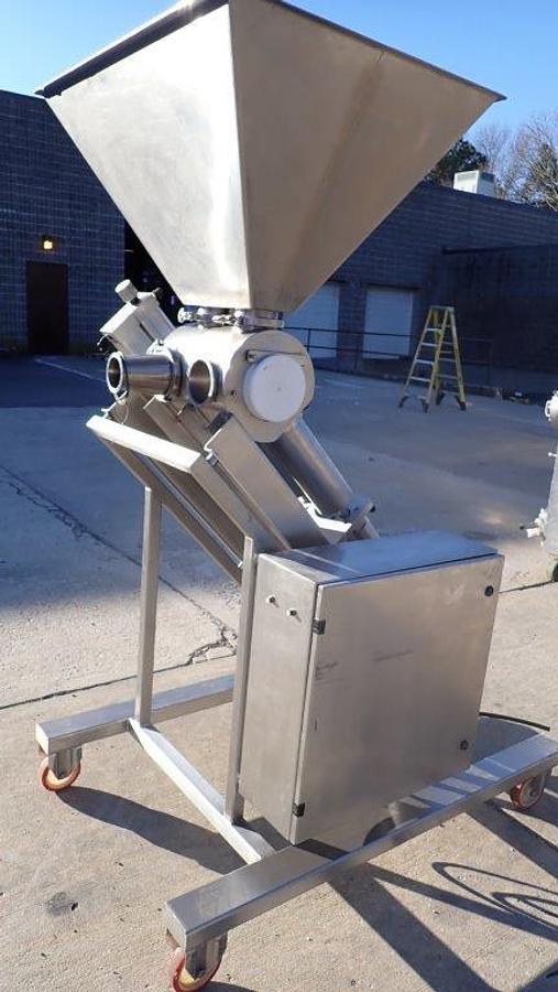 Used Twin Head Inclined Piston Filler, Large Pistons