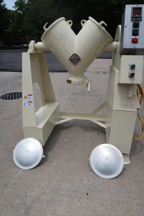 Used 1 Cu. Ft. Patterson Kelly Stainless V Blender, 325 LBS/CF Density