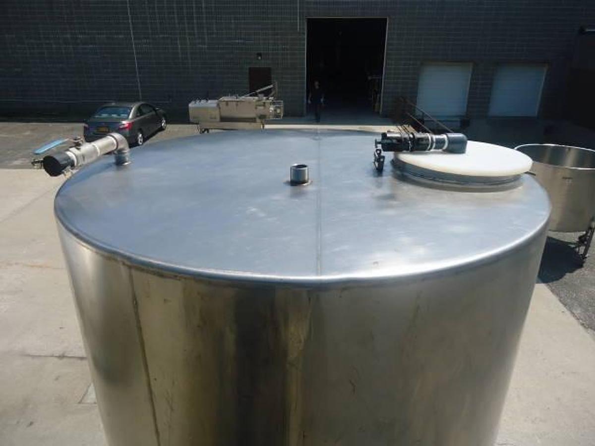 Used 2,000 Gallon stainless steel vertical tank, dished bottom