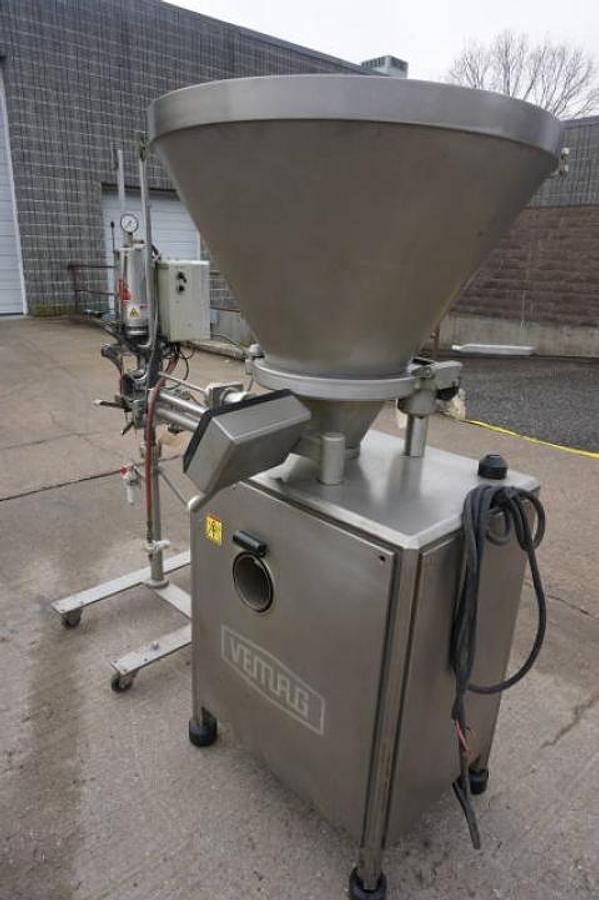 Used Vemag 500 Vacuum Stuffer, Type 128/90, With Link/Clipper