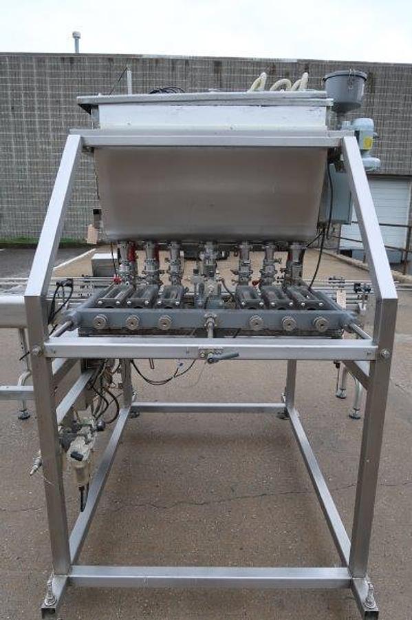 Used Inline Filling Systems Six Piston Hot Filler, Air Rinser