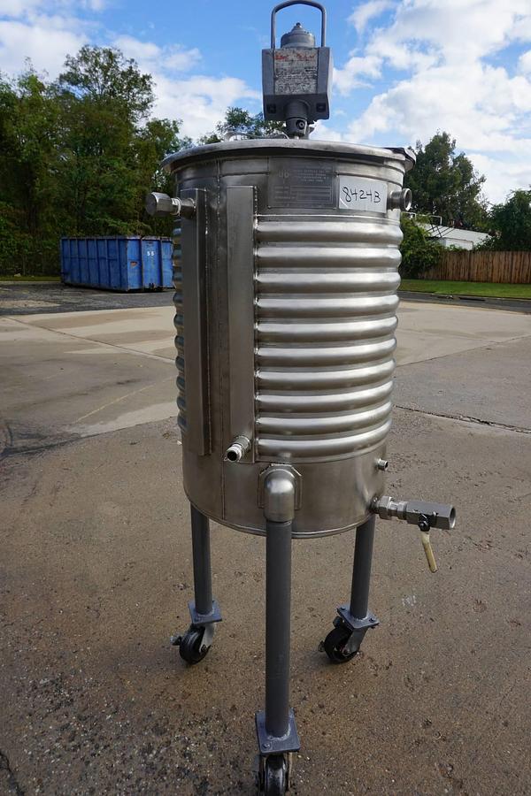 Used 55 Gallon Utensco SS Vertical Jacketed Mix Tank, Air Operated Mixer