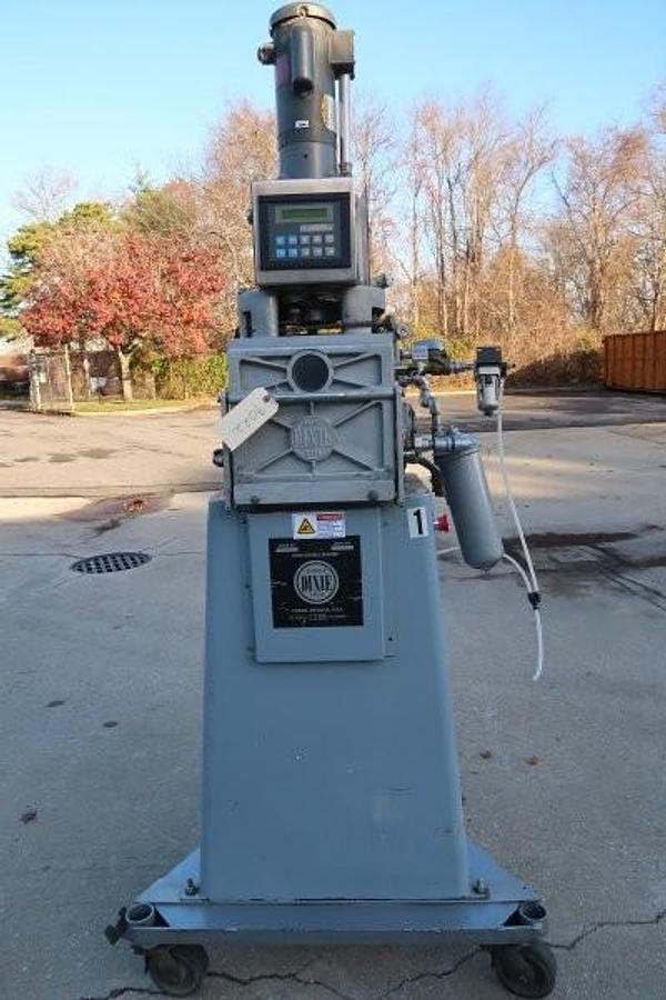 Used Dixie Semi-Automatic Vacuum Can Closing Machine, 401 Diameter Cans