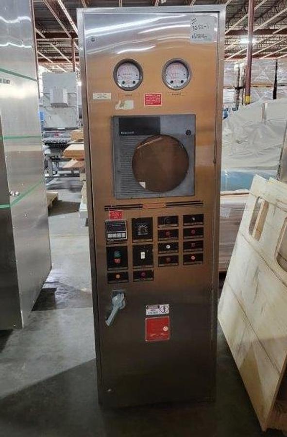 Used Gruenberg T18H69-38D Pharmaceutical Oven, with Honeywell Chart Recorder