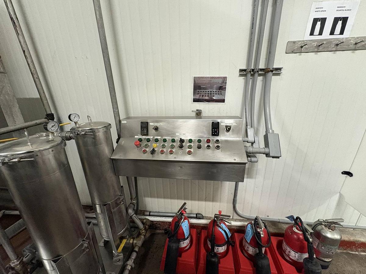 Used Heat & Control 12-24 SS Continuous Gas Fryer