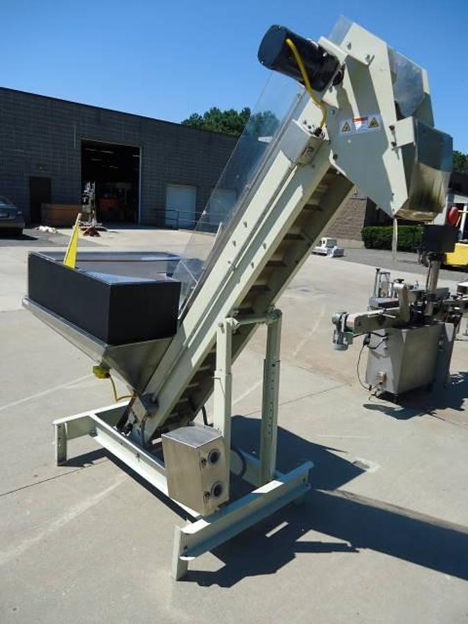 Used Hoppmann Inclined Cleated Belt Feeder/Elevator With Hopper
